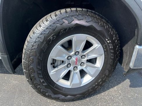 Used 2021 GMC Sierra 1500 SLE w/ Preferred Package image 11