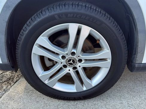 Used 2020 Mercedes-Benz GLA 250 4MATIC image 10