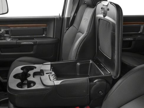 Used 2017 RAM 2500 Laramie image 12