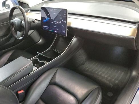Used 2020 Tesla Model 3 Long Range image 23