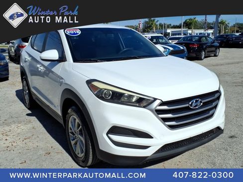 Used 2018 Hyundai Tucson SE image 1