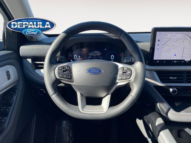 Used 2026 Ford Explorer Active AWD/4WD image 15