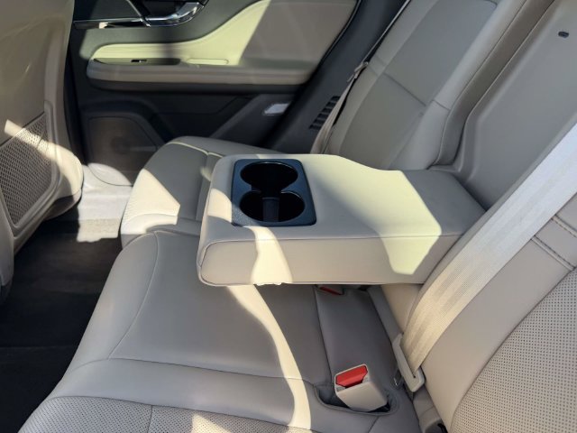 Used 2023 Lincoln Corsair AWD w/ Equipment Group 101A image 14