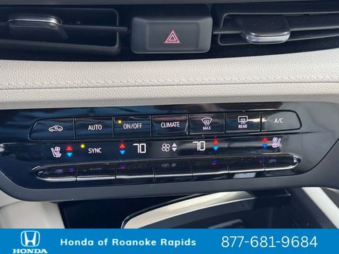 Used 2023 Buick Envision Avenir image 20