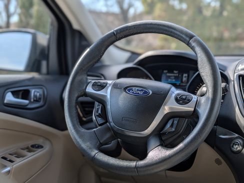 Used 2014 Ford Escape Titanium image 14