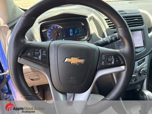 Used 2016 Chevrolet Trax LT w/ LT Convenience Package AWD/4WD image 13