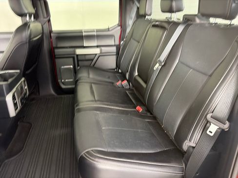 Used 2018 Ford F150 Lariat w/ Equipment Group 502A Luxury AWD/4WD image 13