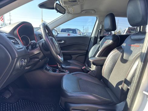 Used 2019 Jeep Compass Trailhawk image 15
