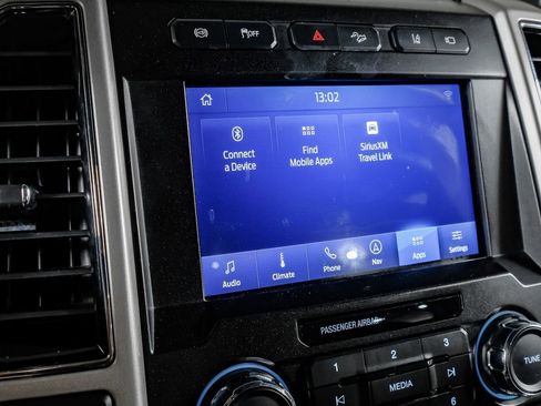 Used 2020 Ford F350 Lariat w/ Lariat Ultimate Package image 26