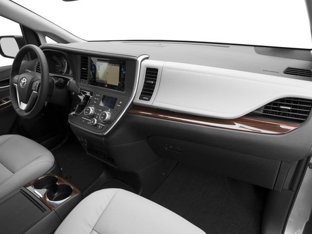Used 2017 Toyota Sienna XLE w/ XLE Navigation Package AWD/4WD image 16