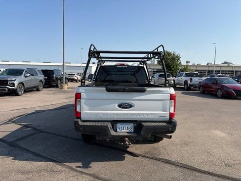 Used 2018 Ford F250 XL w/ Power Equipment Group RWD image 5