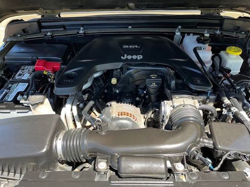 Used 2020 Jeep Gladiator Sport w/ Quick Order Package 24S AWD/4WD image 26