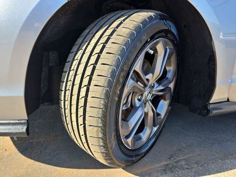 Used 2023 Honda Accord EX image 34