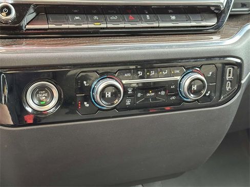 Used 2022 GMC Sierra 1500 Elevation image 22