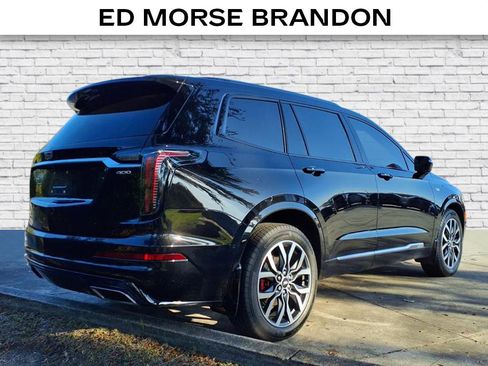 Certified 2024 Cadillac XT6 Sport w/ Technology Package image 5