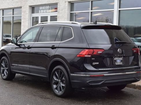 Used 2023 Volkswagen Tiguan SE FWD image 4