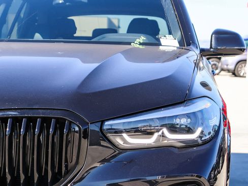 Used 2023 BMW X5 xDrive40i w/ M Sport Package image 4