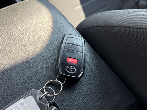 Used 2024 Toyota Tacoma TRD Off-Road image 59