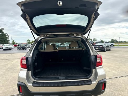 Used 2019 Subaru Outback 2.5i Premium w/ Popular Package #2 image 15