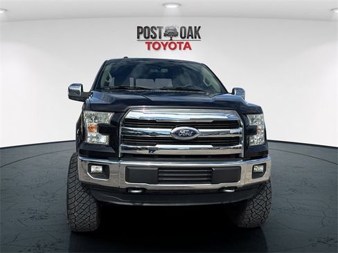 Used 2015 Ford F150 Lariat image 2