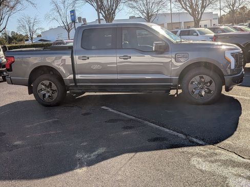 Used 2023 Ford F150 Lightning Lariat w/ Tow Technology Package image 10