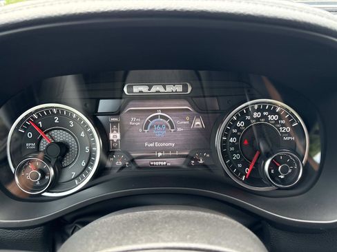 Used 2025 RAM 1500 Laramie w/ Sport Appearance Package AWD/4WD image 21