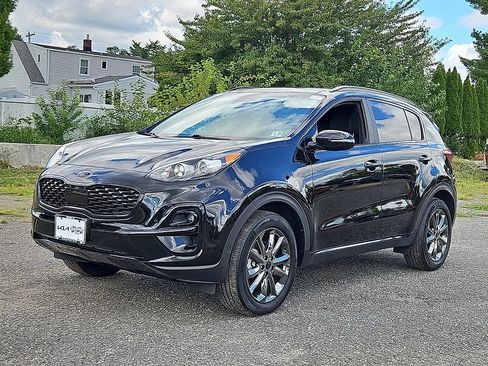 Certified 2022 Kia Sportage Nightfall Edition w/ Nighfall AWD Premium Package image 3