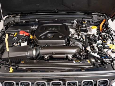 Used 2024 Jeep Wrangler Unlimited AWD/4WD image 48