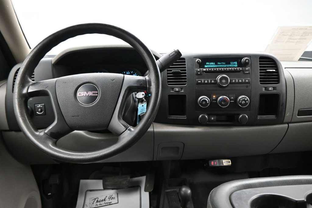 Used 2009 GMC Sierra 1500 W/T AWD/4WD image 15