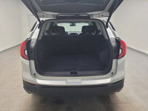 Used 2019 GMC Terrain SLE w/ Driver Convenience Package FWD image 29