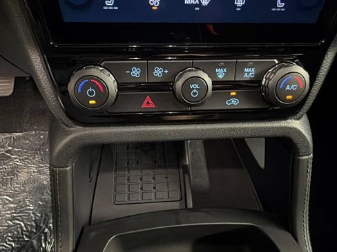 New 2026 Ford Ranger Raptor AWD/4WD image 14