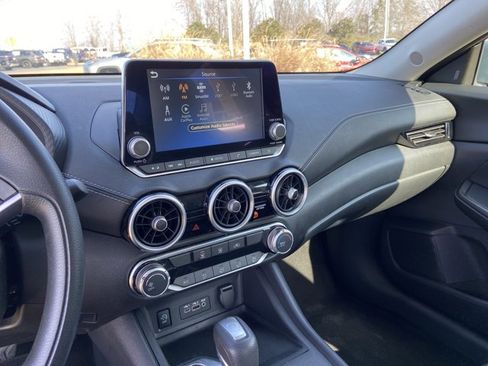 Used 2024 Nissan Sentra SV image 37