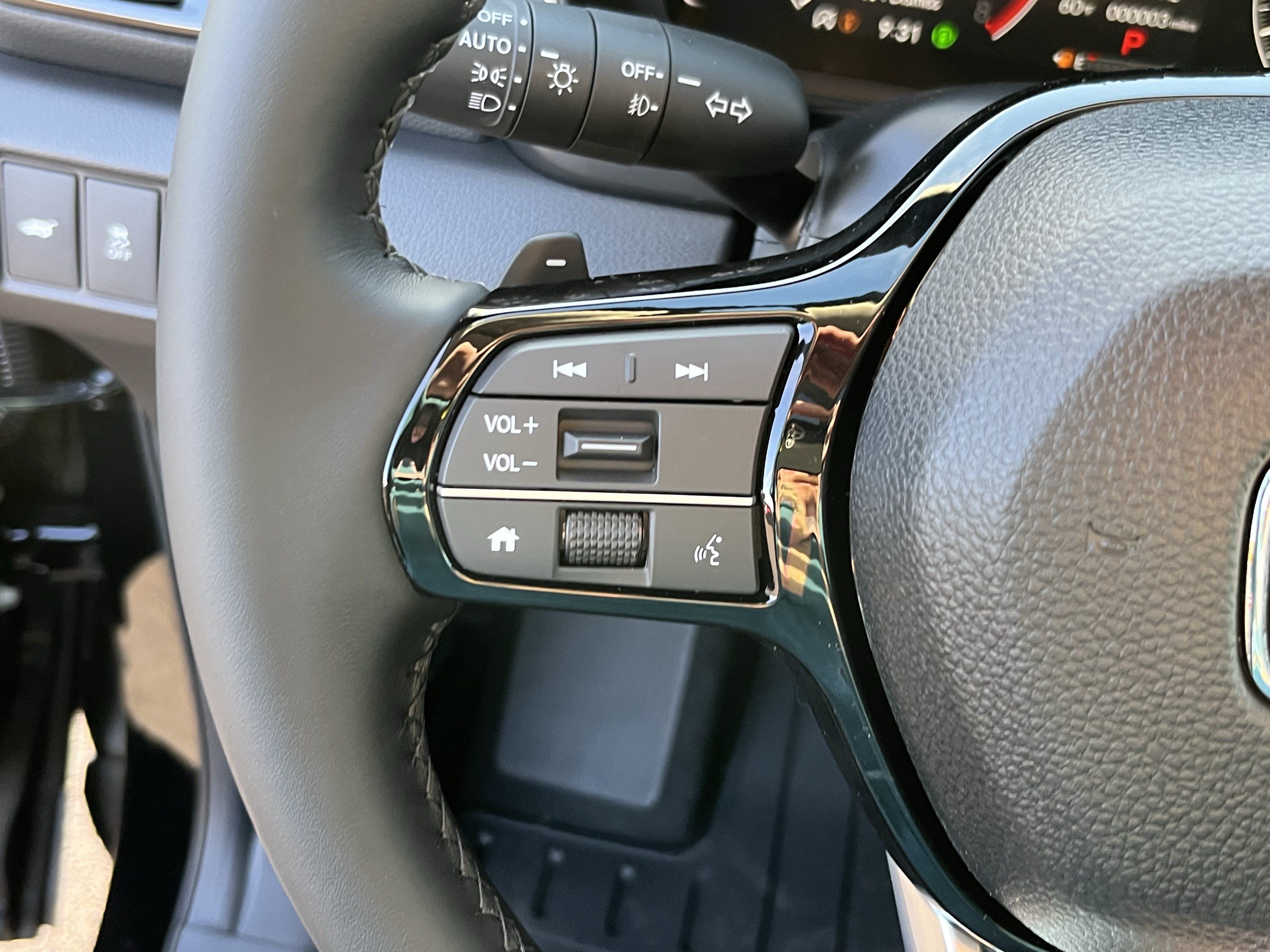 New 2025 Honda Pilot Touring image 20