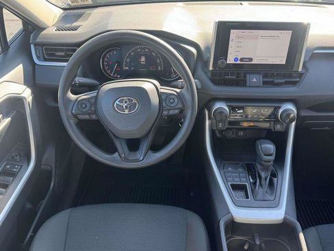 Certified 2023 Toyota RAV4 LE AWD/4WD image 31