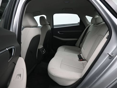 Used 2025 Hyundai Sonata SEL FWD image 26