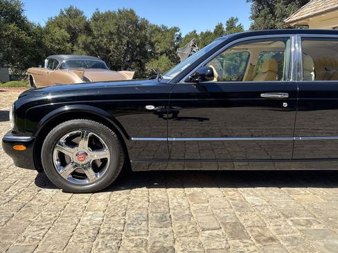 Used 2001 Bentley Arnage Red Label image 9