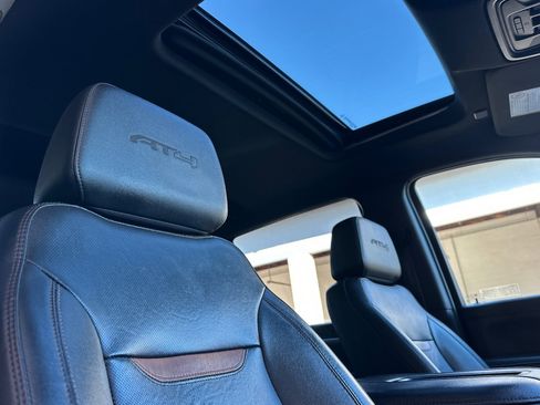 Used 2021 GMC Sierra 2500 AT4 w/ AT4 Premium Plus Package image 20