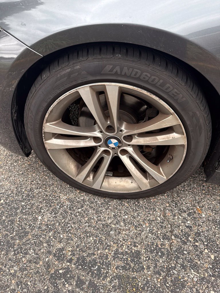 Used 2017 BMW 330i Sedan w/ Premium Package RWD image 11