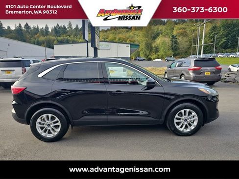 Used 2021 Ford Escape SE image 6