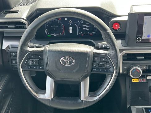 Certified 2025 Toyota 4Runner TRD Off-Road AWD/4WD image 37