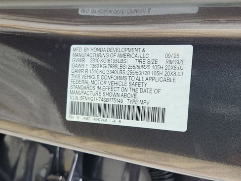 New 2025 Honda Pilot Touring image 18