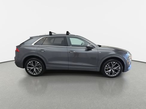 Used 2021 Audi Q8 Premium Plus image 7
