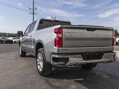 Used 2025 Chevrolet Silverado 1500 LTZ image 3