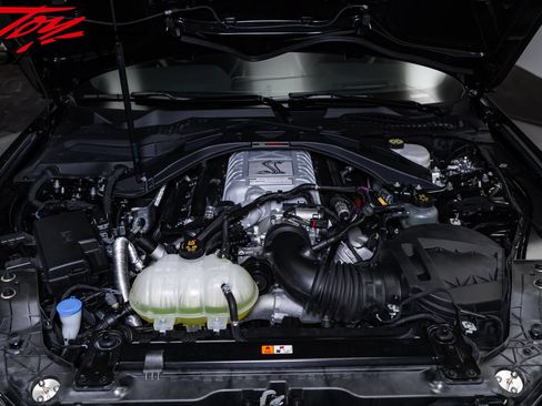 Used 2021 Ford Mustang Shelby GT500 w/ Technology Package RWD image 46
