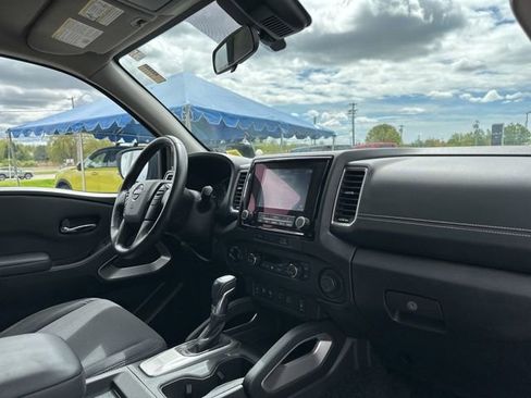 Certified 2023 Nissan Frontier SV w/ SV Convenience Package AWD/4WD image 22