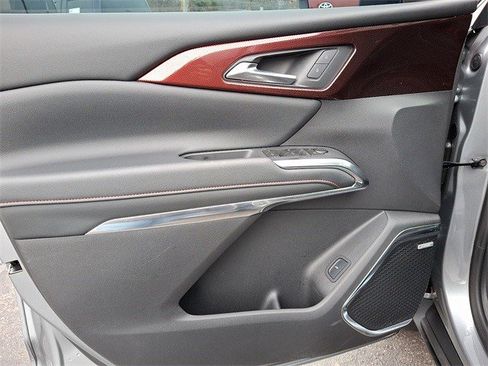 Certified 2026 Chevrolet Traverse Z71 w/ Enhanced Driving Package image 14