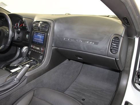 Used 2012 Chevrolet Corvette Grand Sport w/ 3LT Preferred Equipment Group image 11