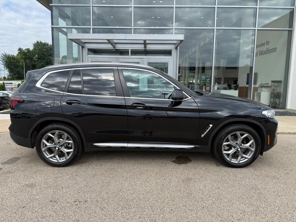 Used 2023 BMW X3 xDrive30i w/ Convenience Package AWD/4WD image 2