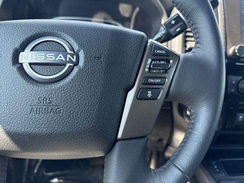 Used 2024 Nissan Titan SV w/ SV Bronze Edition Package image 15