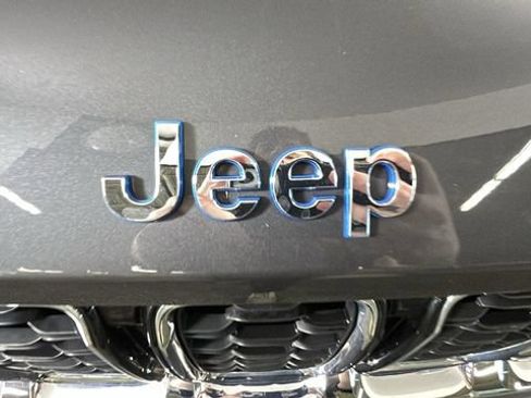 Used 2022 Jeep Grand Cherokee Limited 4xe AWD/4WD image 9